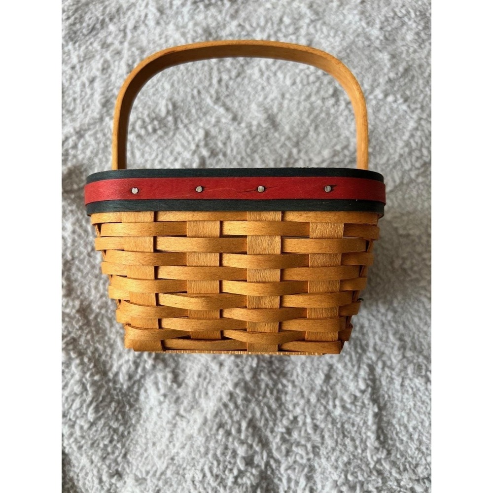 Longaberger 2001 All American Strawberry Basket
